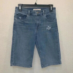Levi’s Women’s Bermuda Short